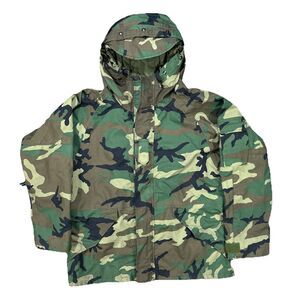 Vintage Military Gore-Tex Woodland Camo Cold Weather Parka Jacket Size Large